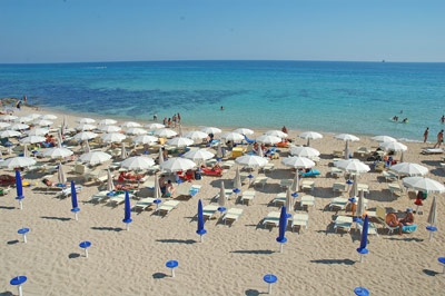 Spiagge: stop concessioni con lavoratori in nero