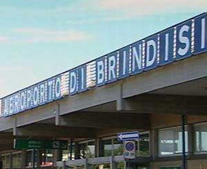 Alitalia cancella i collegamenti tra Brindisi e Roma dalla prossima...