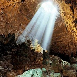 Castellana Grotte, la magia del turismo enogastronomico della Puglia