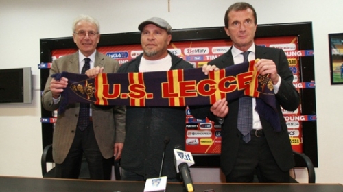 Ci si allena per la Juve, ma si pensa al mercato