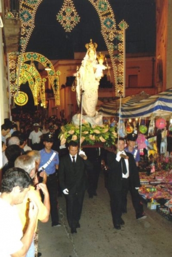 Solenni festeggiamenti in onore della Madonna del Carmine