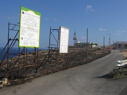 Incendio doloso a Punta Palascìa, danni enormi